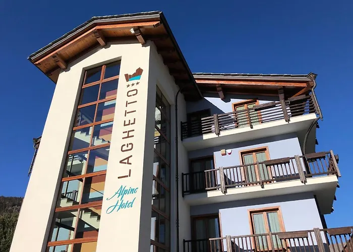 Laghetto Alpine Hotel & Restaurant Brusson photo