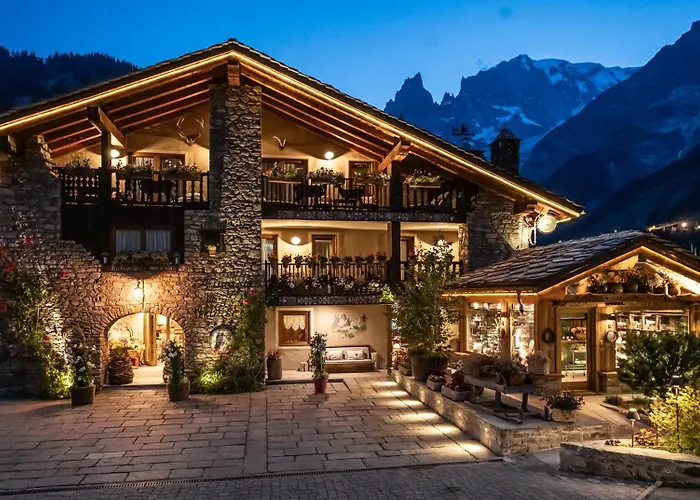 Auberge De La Maison Courmayeur photo