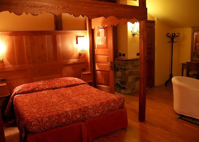 Charmant Petit Hotel Frachey photo