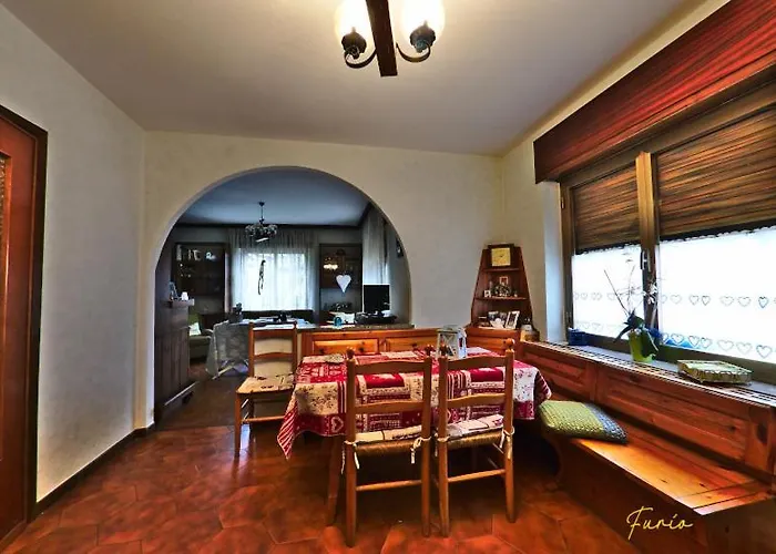 B&B Jasmyn Donnaz photo